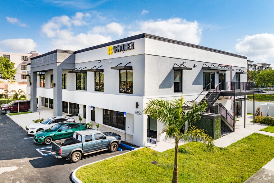 More Photos Of 9555 SW 175th Ter, Palmetto Bay Coworking Space