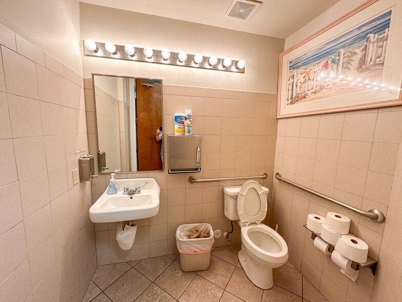 More Photos Of 3467 W Hillsboro Blvd, Deerfield Beach Office For Sale