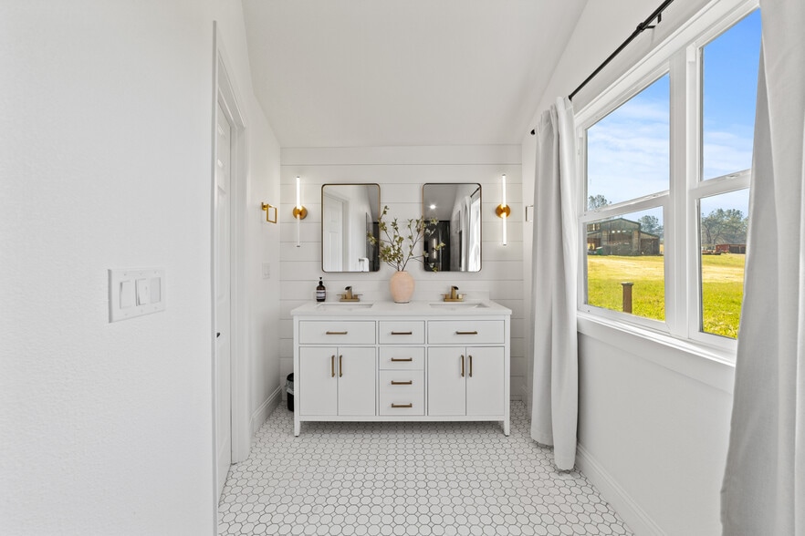 More Photos Of 1781 Springvale Rd, Placerville Multifamily For Sale