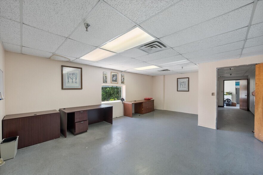 More Photos Of 4109 Mansfield Hwy, Forest Hill Schools For Sale