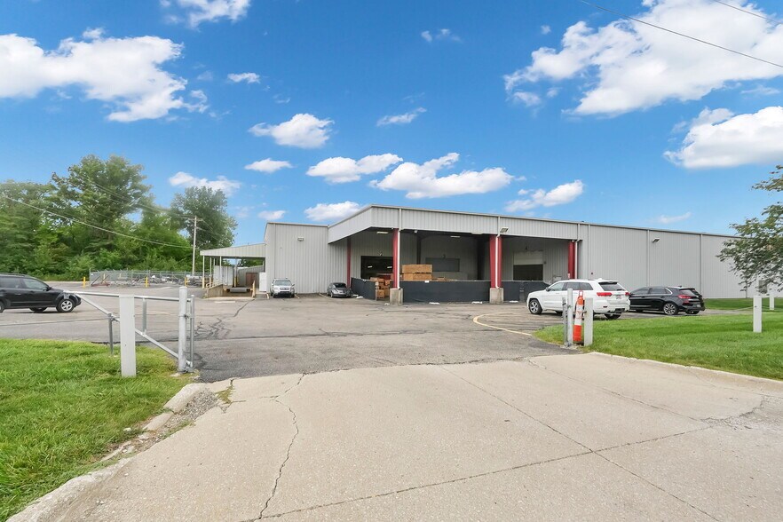 More Photos Of 5150 Walcutt Ct, Columbus Manufacturing For Lease