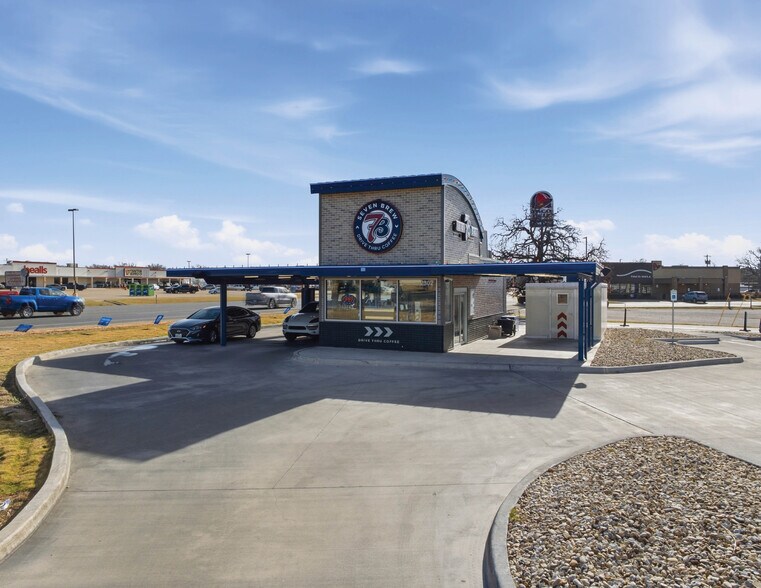 More Photos Of 2302 E Main St, Gatesville Fast Food For Sale