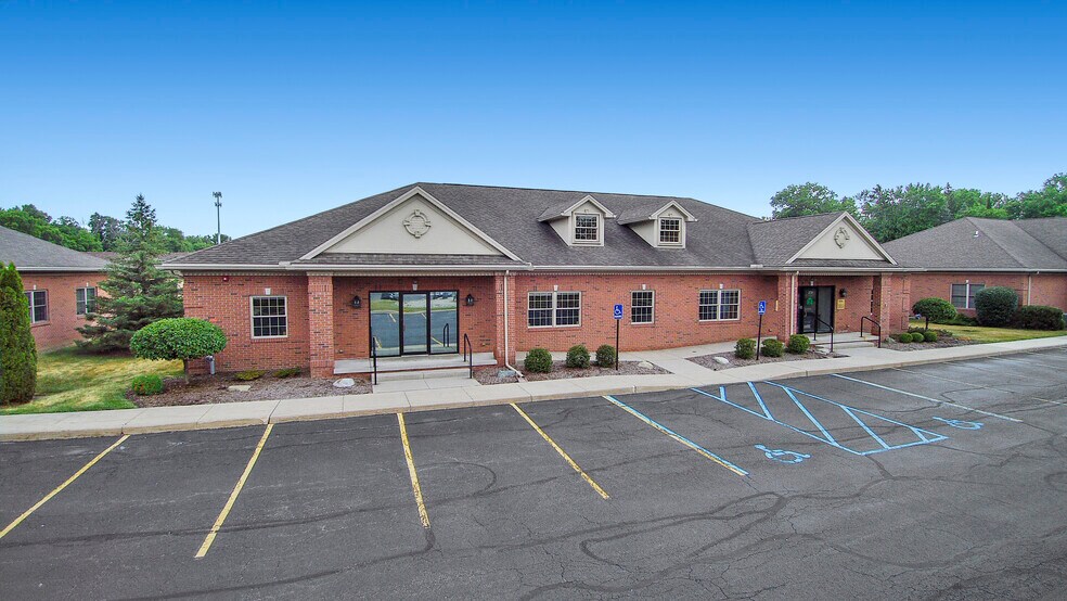 Primary Photo Of 2720 Centennial Rd, Toledo Office For Sale