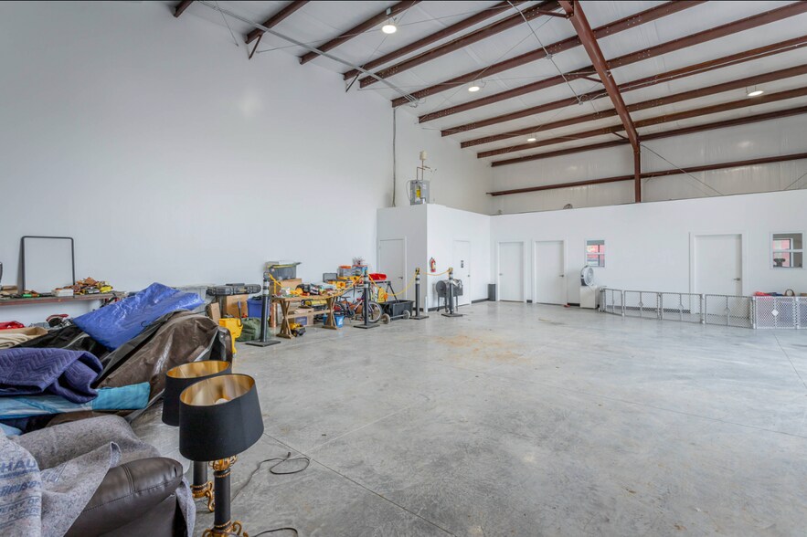 More Photos Of 1409 E 51st St, Chattanooga Warehouse For Lease