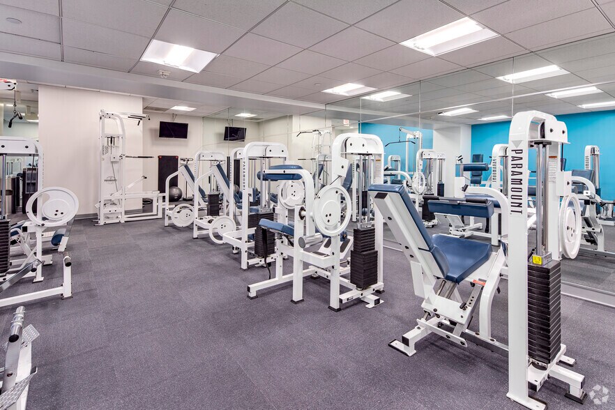 More Photos Of 1751 Pinnacle Dr, McLean Office For Lease