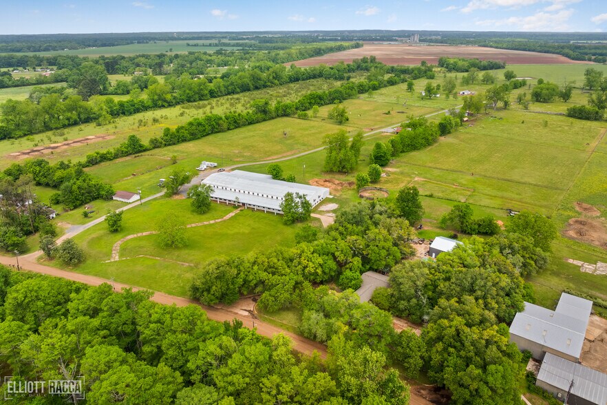 More Photos Of 1785 Old River Rd, Natchitoches Light Manufacturing For Sale