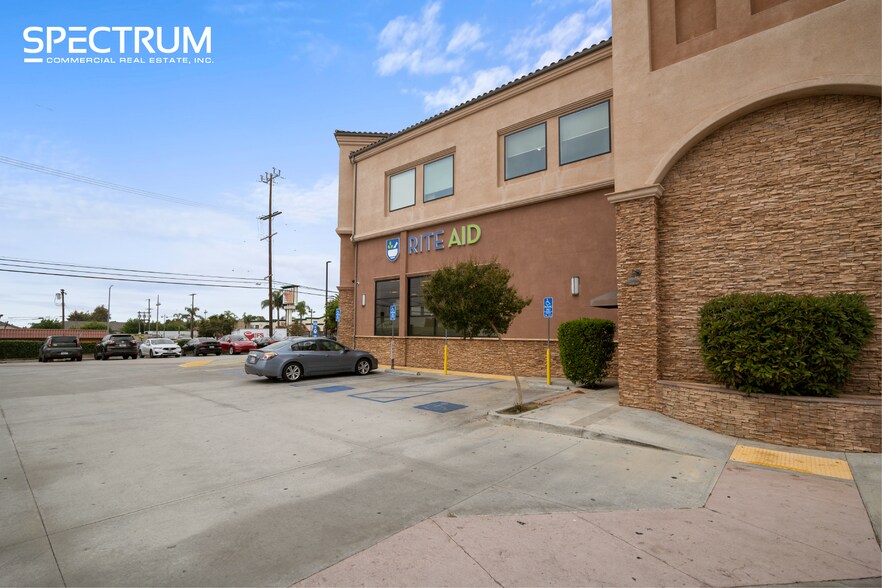More Photos Of 13803 Foothill Blvd, Sylmar Drugstore For Lease