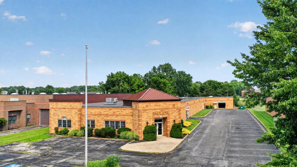Primary Photo Of 1695 Joseph Lloyd Pky, Willoughby Warehouse For Sale