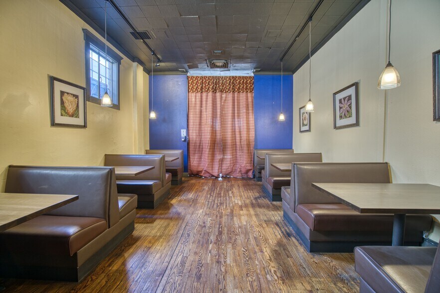 More Photos Of 816 Main St, Louisville Restaurant For Sale