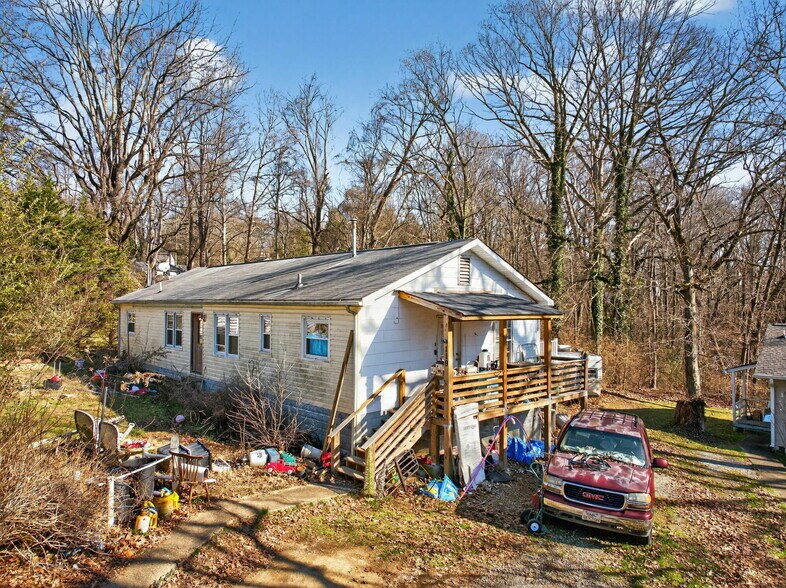 More Photos Of , Oak Ridge Unknown For Sale
