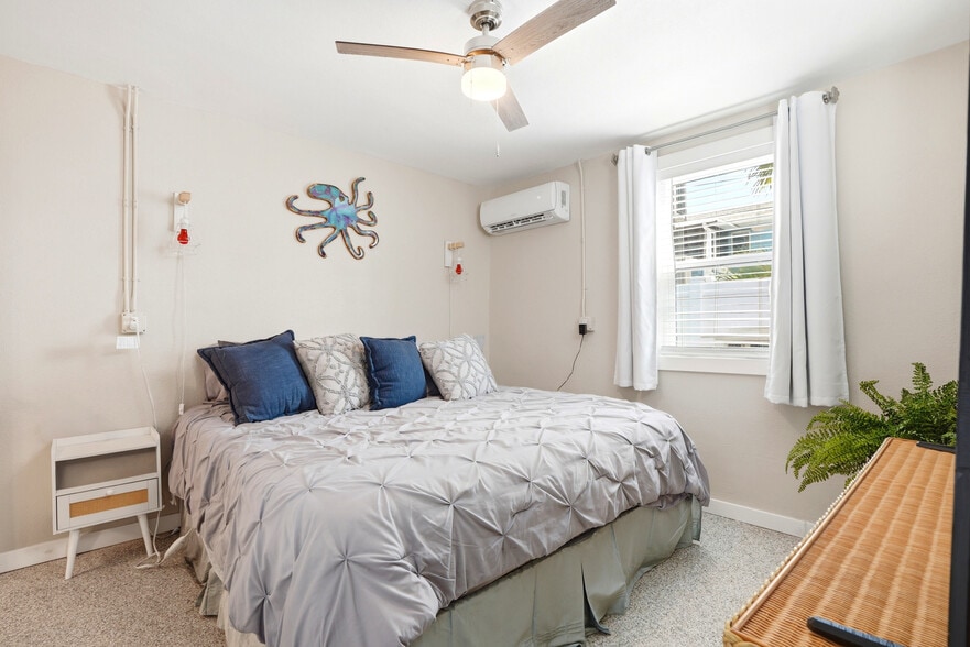 More Photos Of 14135 Palm St, Madeira Beach Apartments For Sale