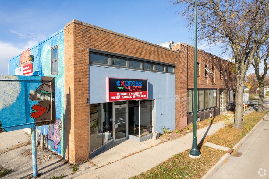 Primary Photo Of 1440 E Washington Ave, Madison Veterinarian Kennel For Lease