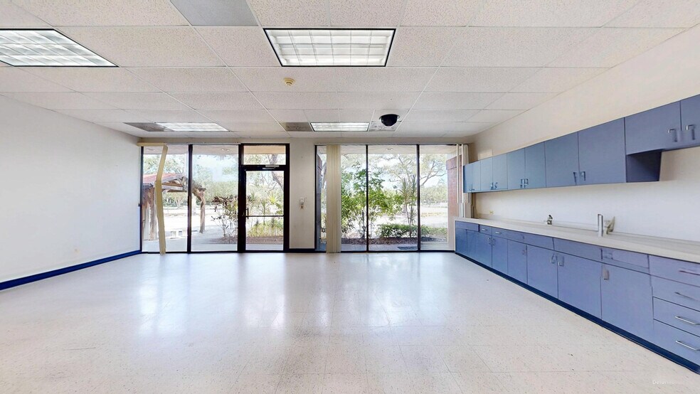 More Photos Of 16001 Bay Vista Dr, Clearwater Office For Lease