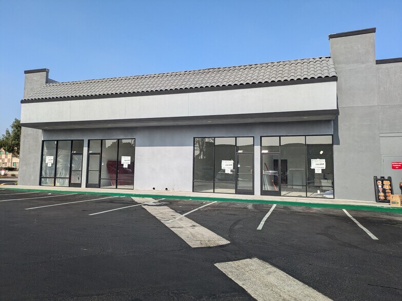 More Photos Of 5140 E Florence Ave, Bell Freestanding For Lease