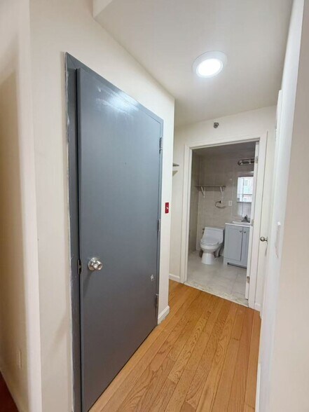 More Photos Of 4134 Haight St, Flushing Multifamily For Sale