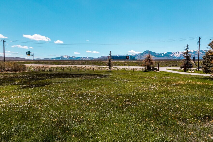 More Photos Of 700 Bitner Rd, Park City Office For Sale