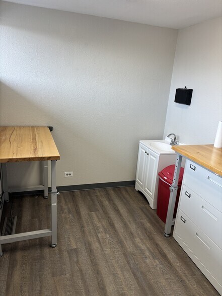 More Photos Of 8850 W 58th Ave, Arvada Medical For Lease