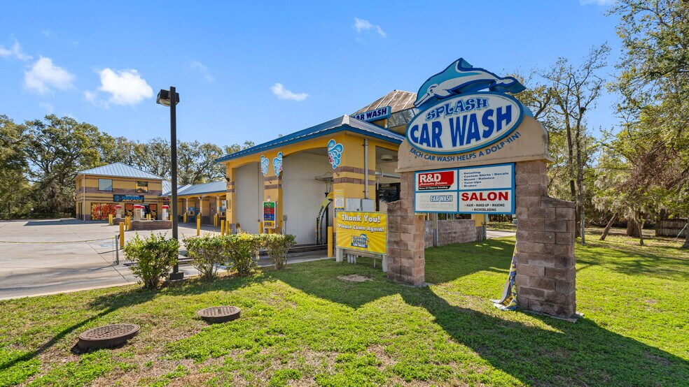More Photos Of 113 S Valrico Rd, Valrico Carwash For Sale