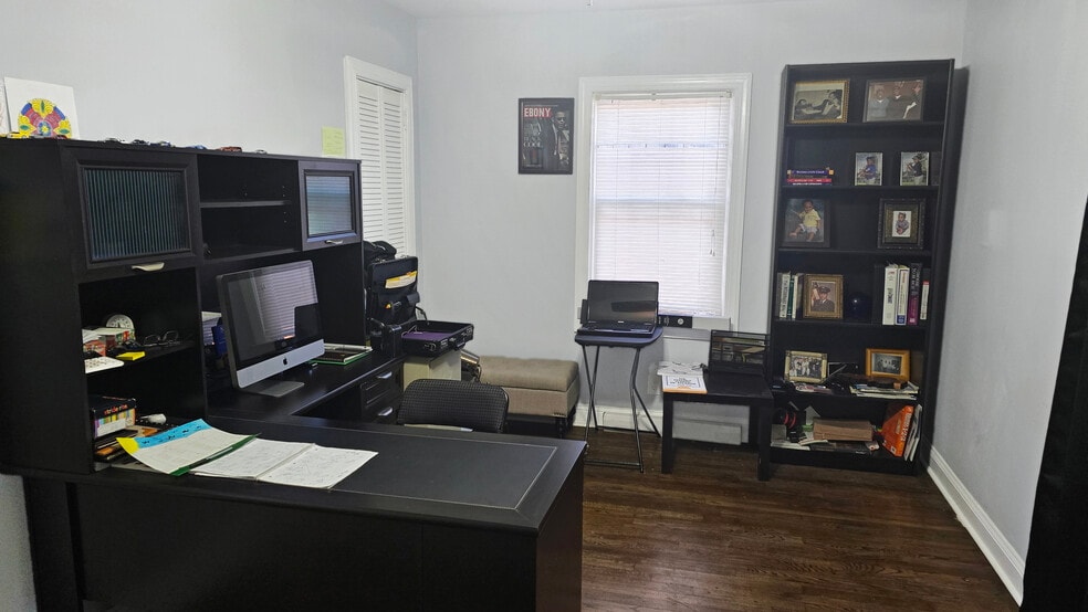 More Photos Of 1711 Candler Rd, Decatur Office Residential For Sale