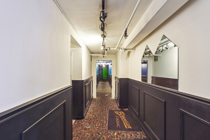 More Photos Of 4730 Frontage Rd, Forest Park Bar For Sale