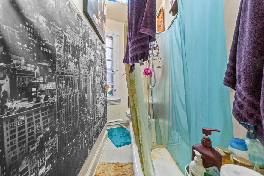 More Photos Of , Baltimore Multifamily For Sale