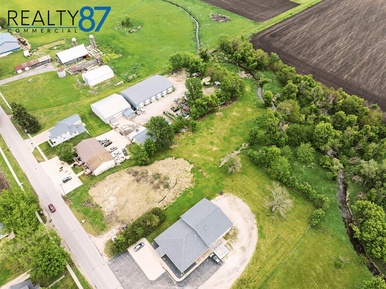 More Photos Of 410 S Main Ave, Alburnett Land For Sale