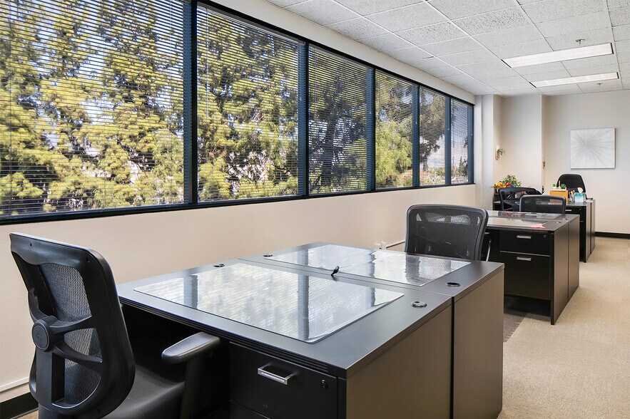 More Photos Of 600 N Arrowhead Ave, San Bernardino Office For Sale