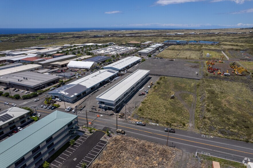 More Photos Of 73-5621 Maiau St, Kailua Kona Office For Sale