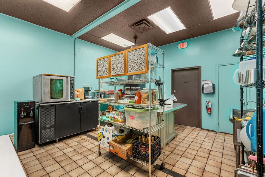 More Photos Of 1592 Jimmy Buffet Mem Hwy, Satellite Beach Office Residential For Sale