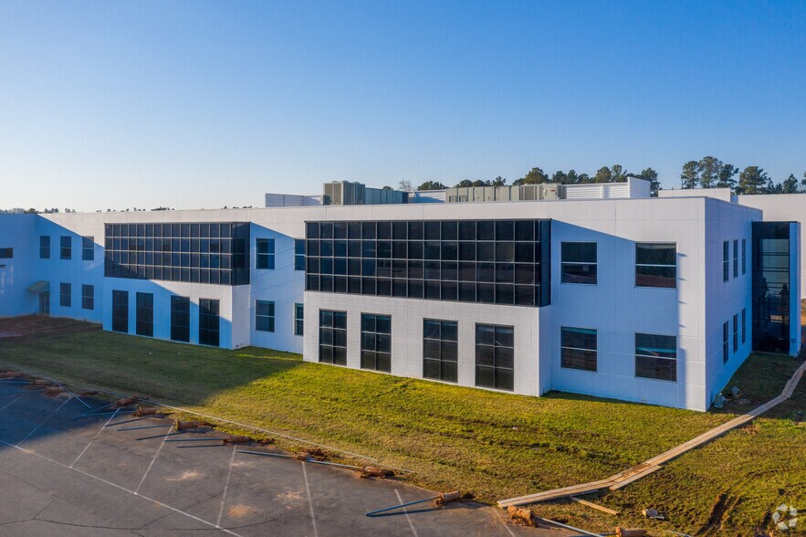 More Photos Of 1800 Overview Dr, Rock Hill Warehouse For Sale