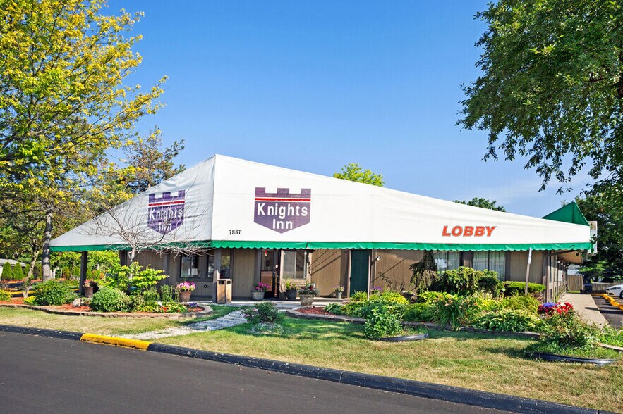 More Photos Of 7887 17 Mile Rd, Sterling Heights Hotel For Sale