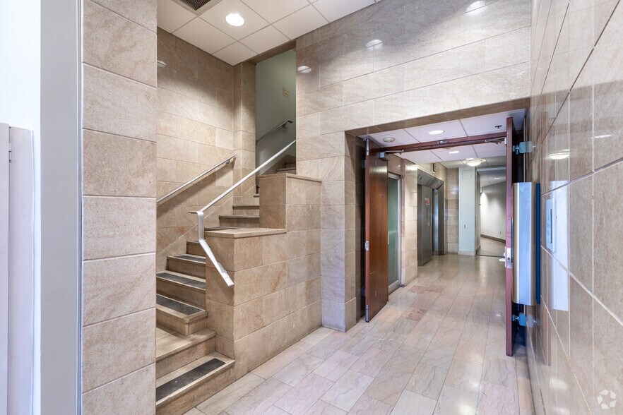 More Photos Of 215 N Richard Arrington Jr Blvd, Birmingham Loft Creative Space For Lease