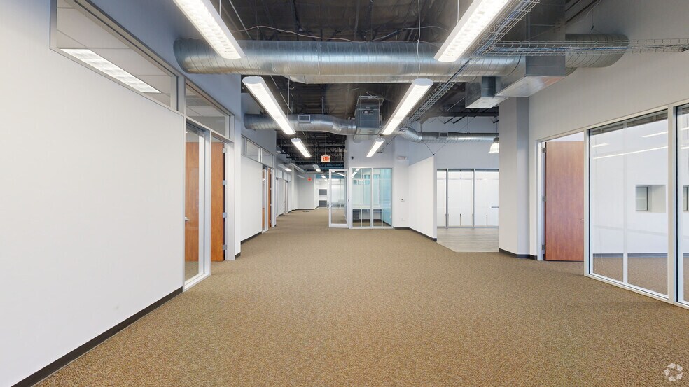 More Photos Of 10010 W Sam Houston Pky S, Houston Unknown For Lease