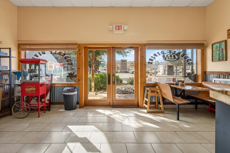 More Photos Of 545 S Main St, Camp Verde Storefront For Sale