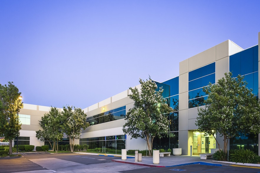 Primary Photo Of 1845 Business Center Dr, San Bernardino Office For Lease
