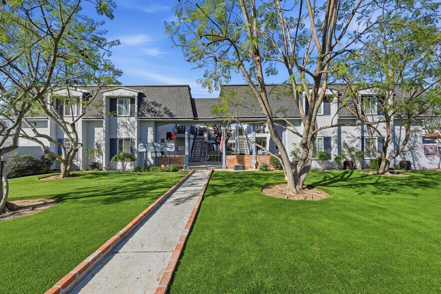 More Photos Of 13112 Carriage Rd, Poway Apartments For Sale