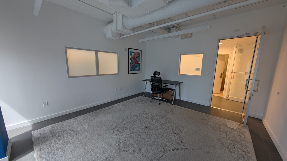 More Photos Of 3050 Biscayne Blvd, Miami Office For Lease