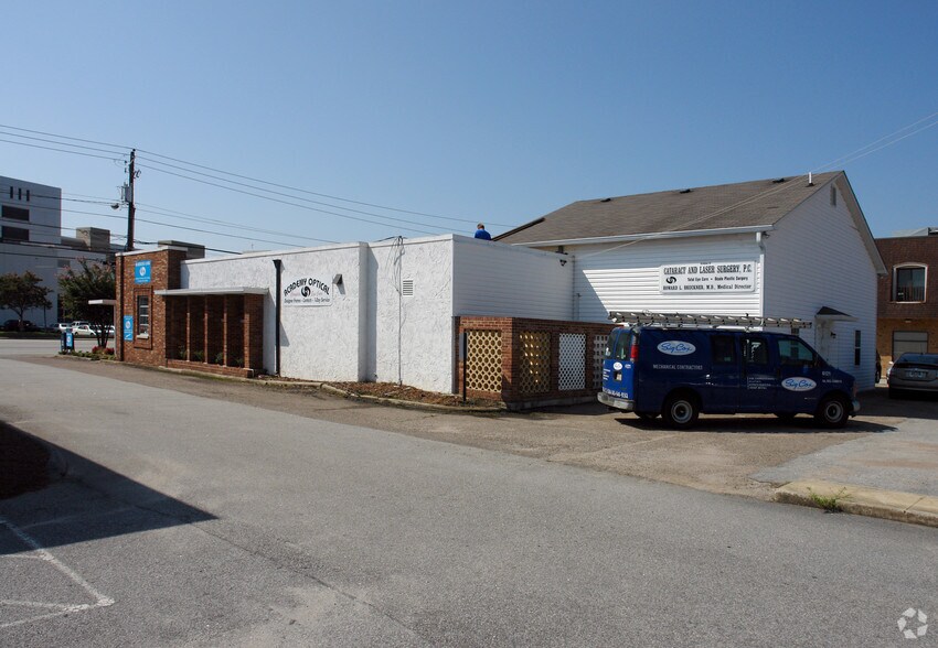 More Photos Of 909 15th St, Augusta Medical For Lease