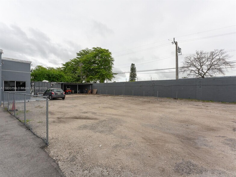 More Photos Of 2695 NW 141st St, Opa Locka Industrial For Sale