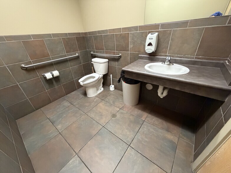 More Photos Of 7478 S Campus View Dr, West Jordan Medical For Lease