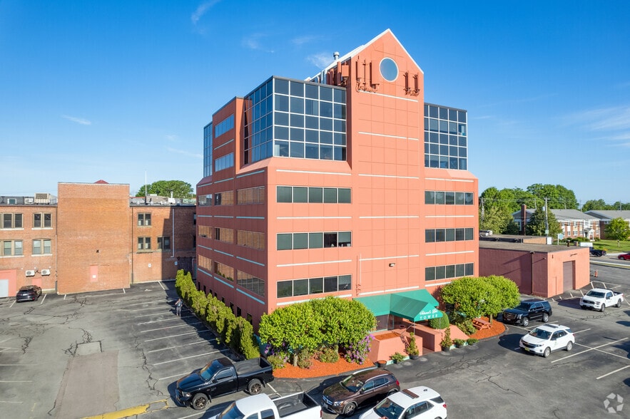 More Photos Of 221 3rd St, Newport Office For Lease
