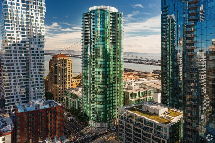 Primary Photo Of 300 Spear St, San Francisco Apartments For Sale