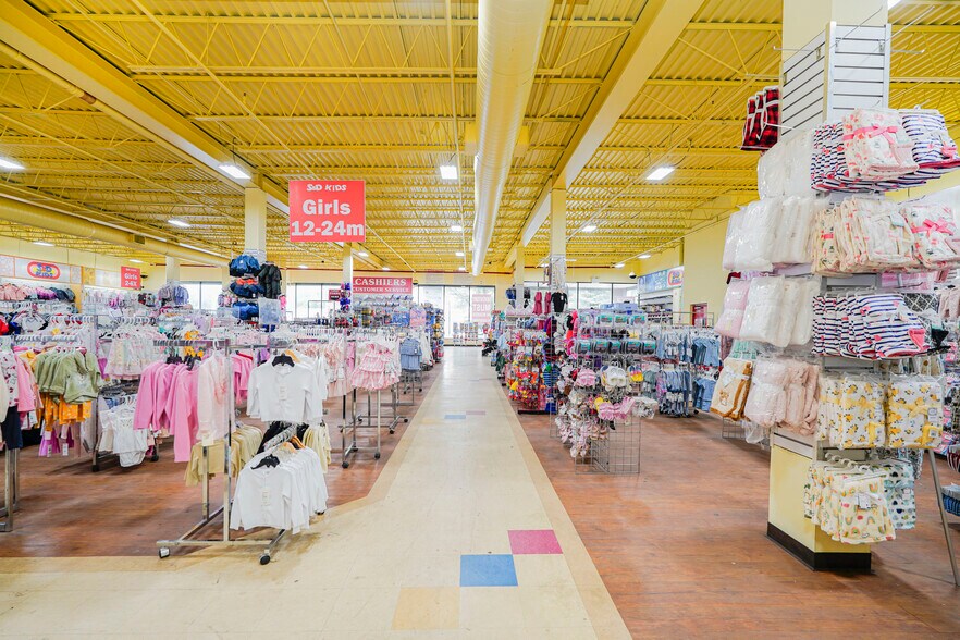 More Photos Of 3460 Nostrand Ave, Brooklyn Freestanding For Lease