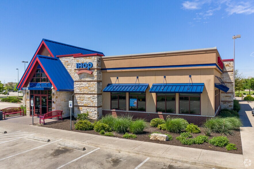 More Photos Of 18470 Fm-685 Blvd, Pflugerville Unknown For Lease