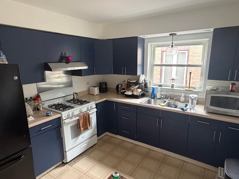 More Photos Of 836 S Morgan St, Chicago Multifamily For Sale