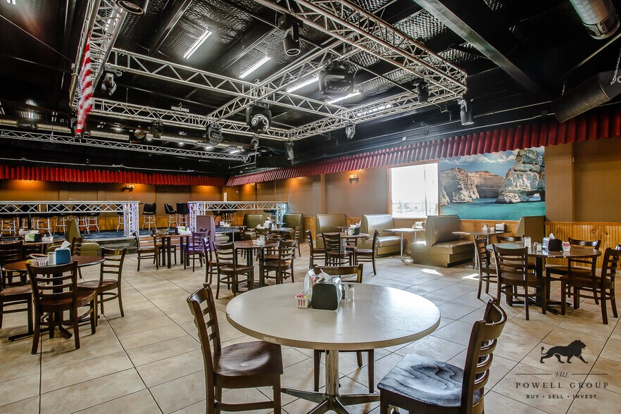 More Photos Of 701 E 50th St, Lubbock Restaurant For Sale