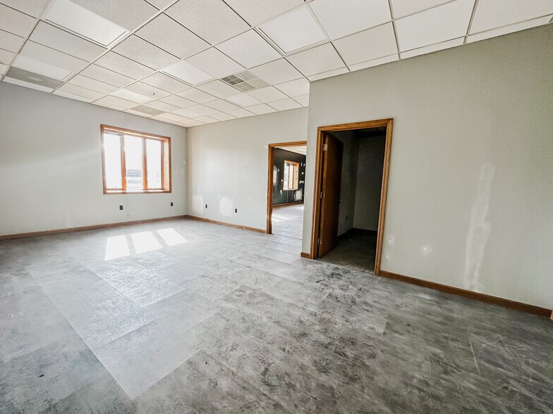 More Photos Of 141 Innovation Dr, Duncansville Warehouse For Lease