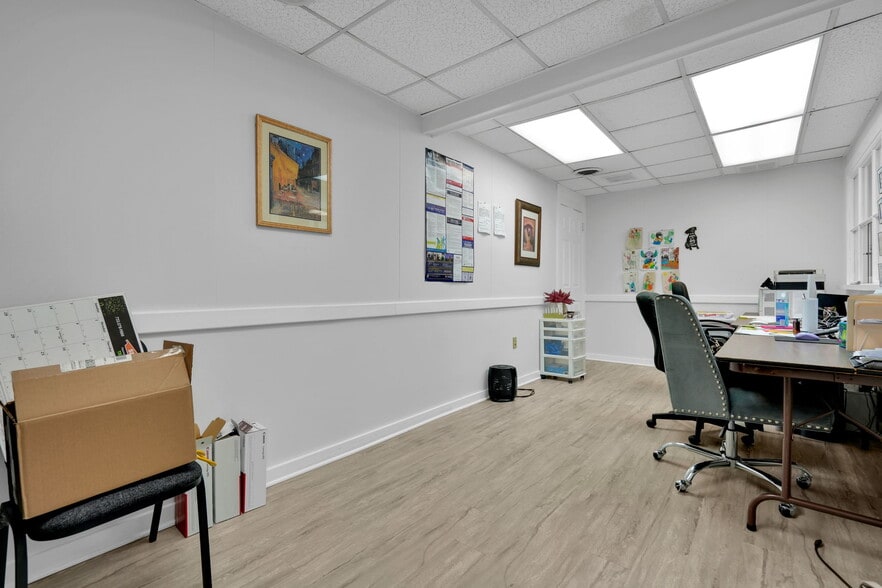 More Photos Of 70 Schanck Rd, Freehold Medical For Lease