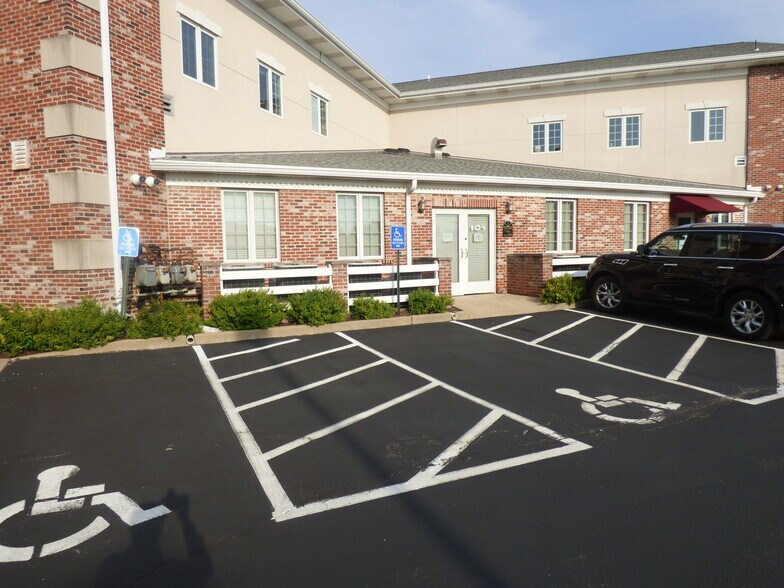 More Photos Of 4800 Mexico Rd, Saint Peters Medical For Lease