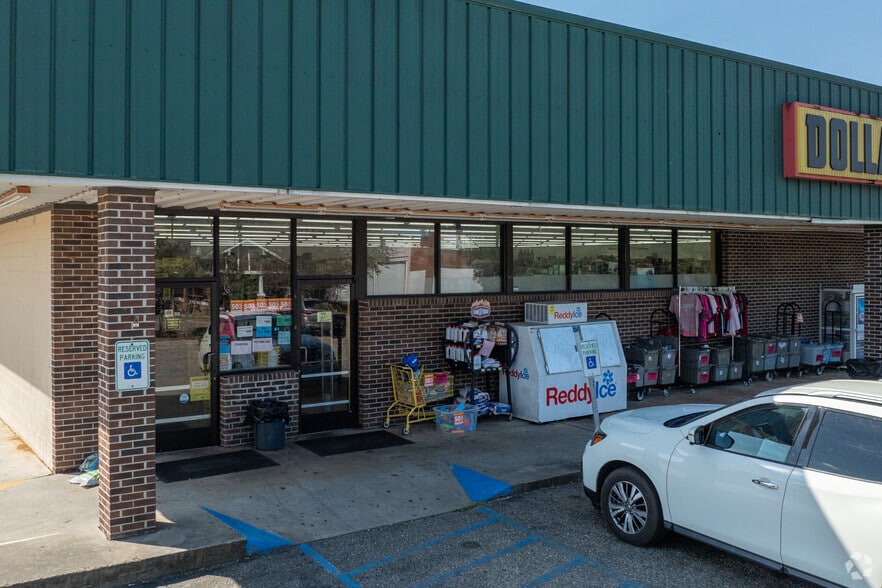 More Photos Of 225 Church St, Andalusia Freestanding For Sale